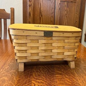 Peterboro Honey Oak Oval Ivory Soap Woven Basket Box